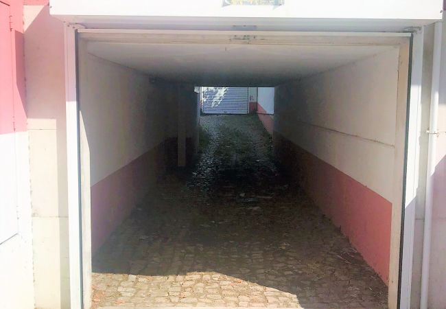 Apartment in Lisbon - 2 Bedroom apartment in Benfica next to Colombo and Apartment in Lisbon - 2 Bedroom apartment in Benfica next to Colombo and