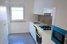 Apartamento em Lisboa - 2 Bedroom apartment in Benfica next to Colombo and