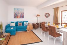 Apartamento em Albufeira - Waves Elegante T2 em Albufeira Piscina...
