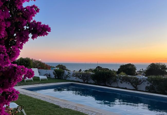 Villa em Galé - Villa Farol OCV - Frente Mar