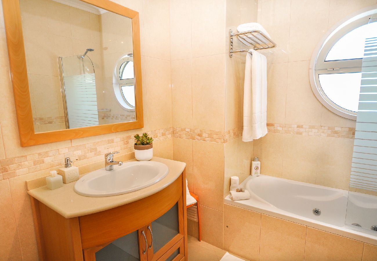 Apartamento em Albufeira - Apt. Figo OCV - Vista Mar Apartamento em Albufeira - Apt. Figo OCV - Vista Mar