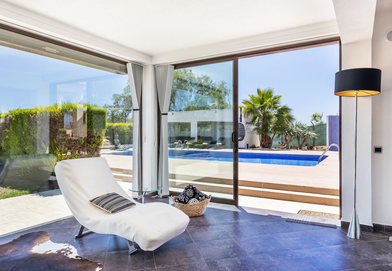 Villa em Guia - Villa Loendros OCV - Piscina e Jardim Privado Villa em Guia - Villa Loendros OCV - Piscina e Jardim Privado