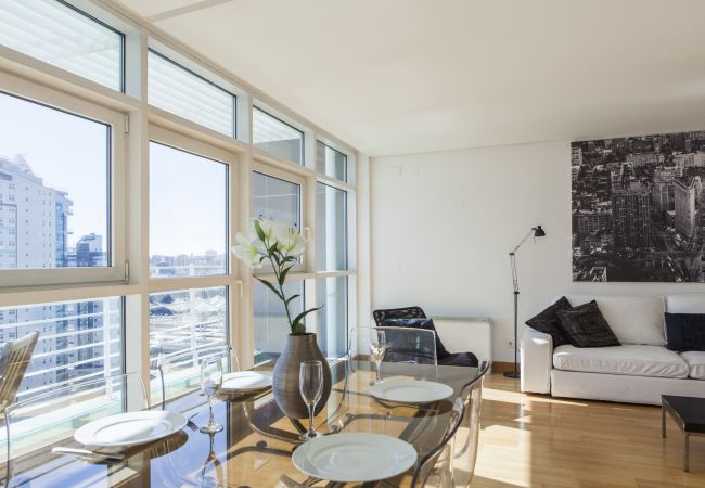 Apartamento em Lisboa - RENT4REST LISBON PARQUE DAS NAÇÕES 17TH FLOOR RIVER VIEW Apartamento em Lisboa - RENT4REST LISBON PARQUE DAS NAÇÕES 17TH FLOOR RIVER VIEW