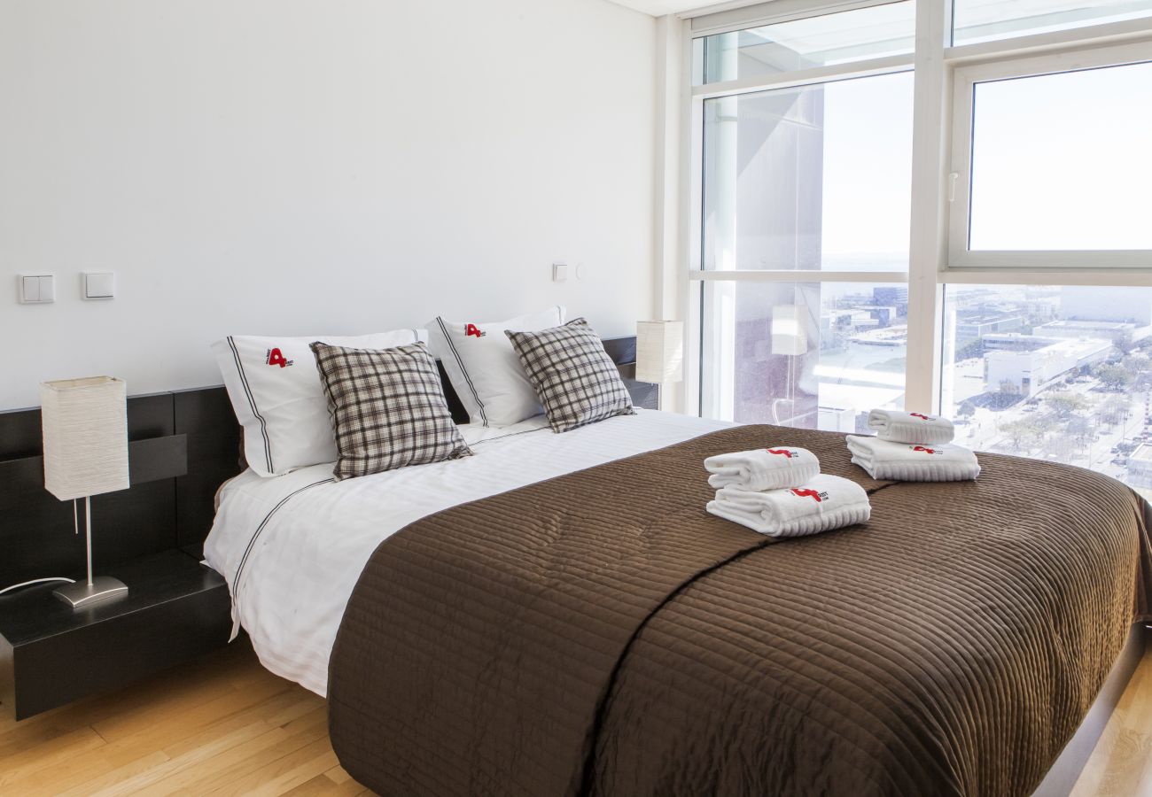 Apartamento em Lisboa - RENT4REST LISBON PARQUE DAS NAÇÕES 17TH FLOOR RIVER VIEW Apartamento em Lisboa - RENT4REST LISBON PARQUE DAS NAÇÕES 17TH FLOOR RIVER VIEW