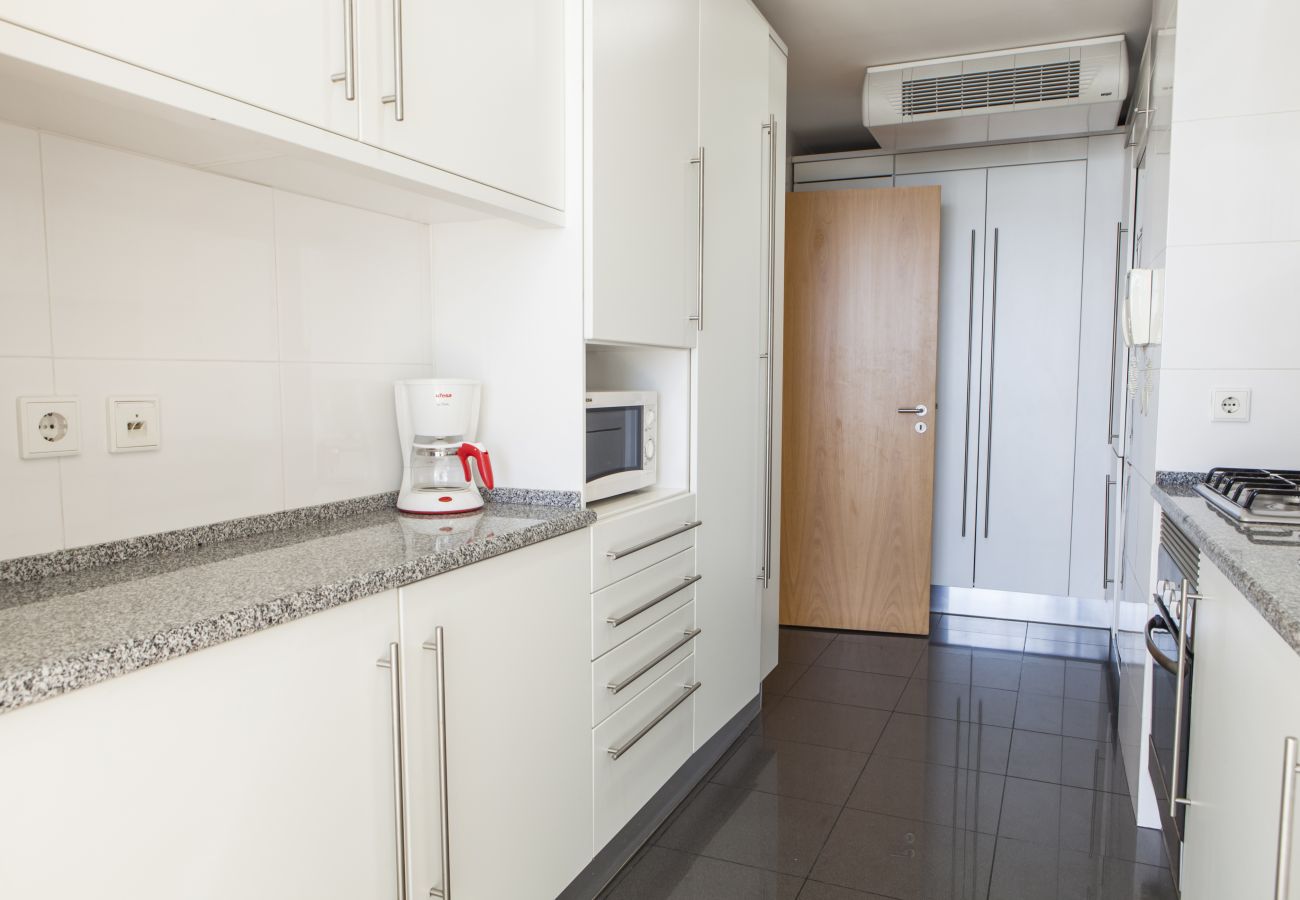 Apartamento em Lisboa - RENT4REST LISBON PARQUE DAS NAÇÕES 17TH FLOOR RIVER VIEW Apartamento em Lisboa - RENT4REST LISBON PARQUE DAS NAÇÕES 17TH FLOOR RIVER VIEW