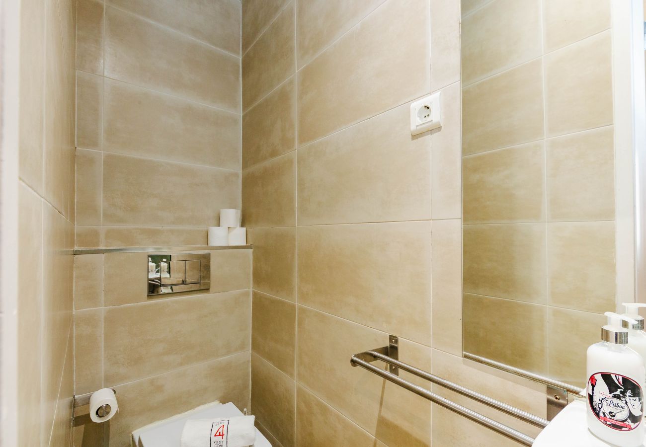 Estúdio em Lisboa - RENT4REST LISBON DOWNTOWN TINY STUDIO APARTMENT 1 Estúdio em Lisboa - RENT4REST LISBON DOWNTOWN TINY STUDIO APARTMENT 1