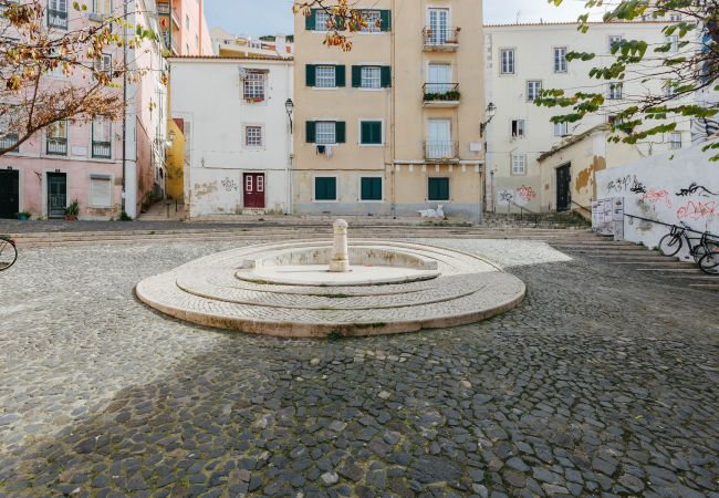 Apartamento em Lisboa - RENT4REST LISBON DOWNTOWN TINY DUPLEX APARTMENT Apartamento em Lisboa - RENT4REST LISBON DOWNTOWN TINY DUPLEX APARTMENT