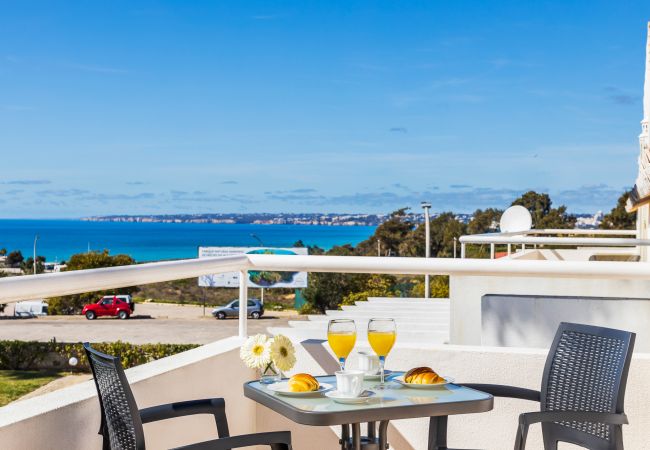 Villa em Galé - Villa Luz do Atlantico, 100m da praia e piscina privada Villa em Galé - Villa Luz do Atlantico, 100m da praia e piscina privada