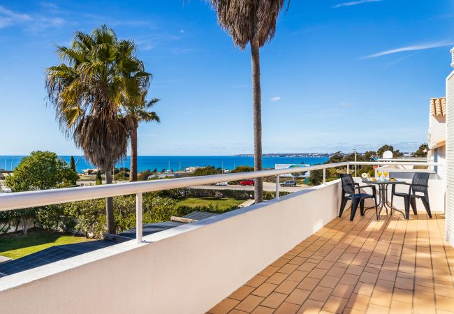 Villa em Galé - Villa Luz do Atlantico, 100m da praia e piscina privada Villa em Galé - Villa Luz do Atlantico, 100m da praia e piscina privada