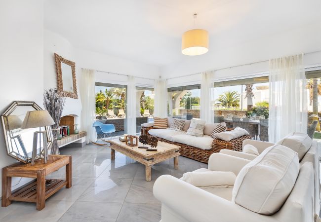 Villa em Albufeira - Villa Eva OCV - Privada com Piscina e Sala de Jogos