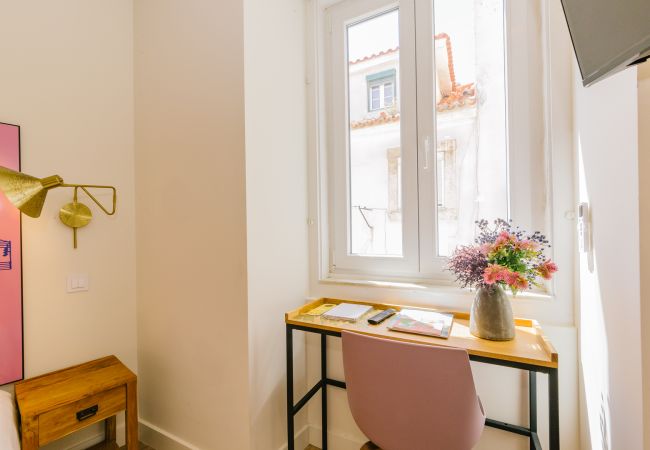 Quarto em Lisboa - BAIRRO ALTO MUSIC GUEST HOUSE BRAHMS Quarto em Lisboa - BAIRRO ALTO MUSIC GUEST HOUSE BRAHMS