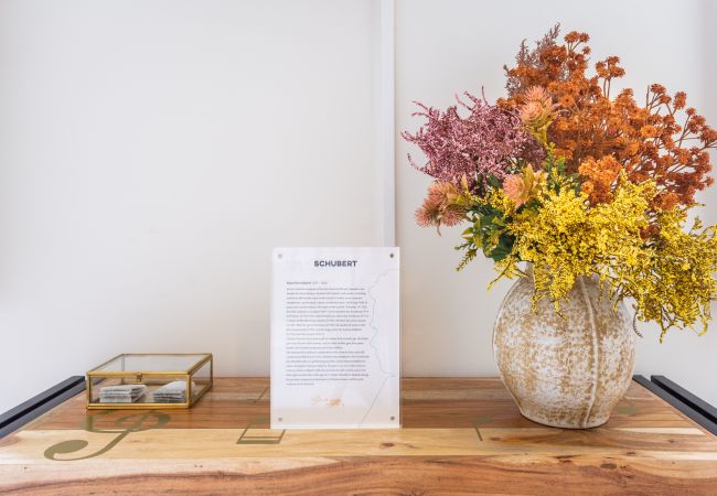 Quarto em Lisboa - BAIRRO ALTO MUSIC GUEST HOUSE MOZART Quarto em Lisboa - BAIRRO ALTO MUSIC GUEST HOUSE MOZART