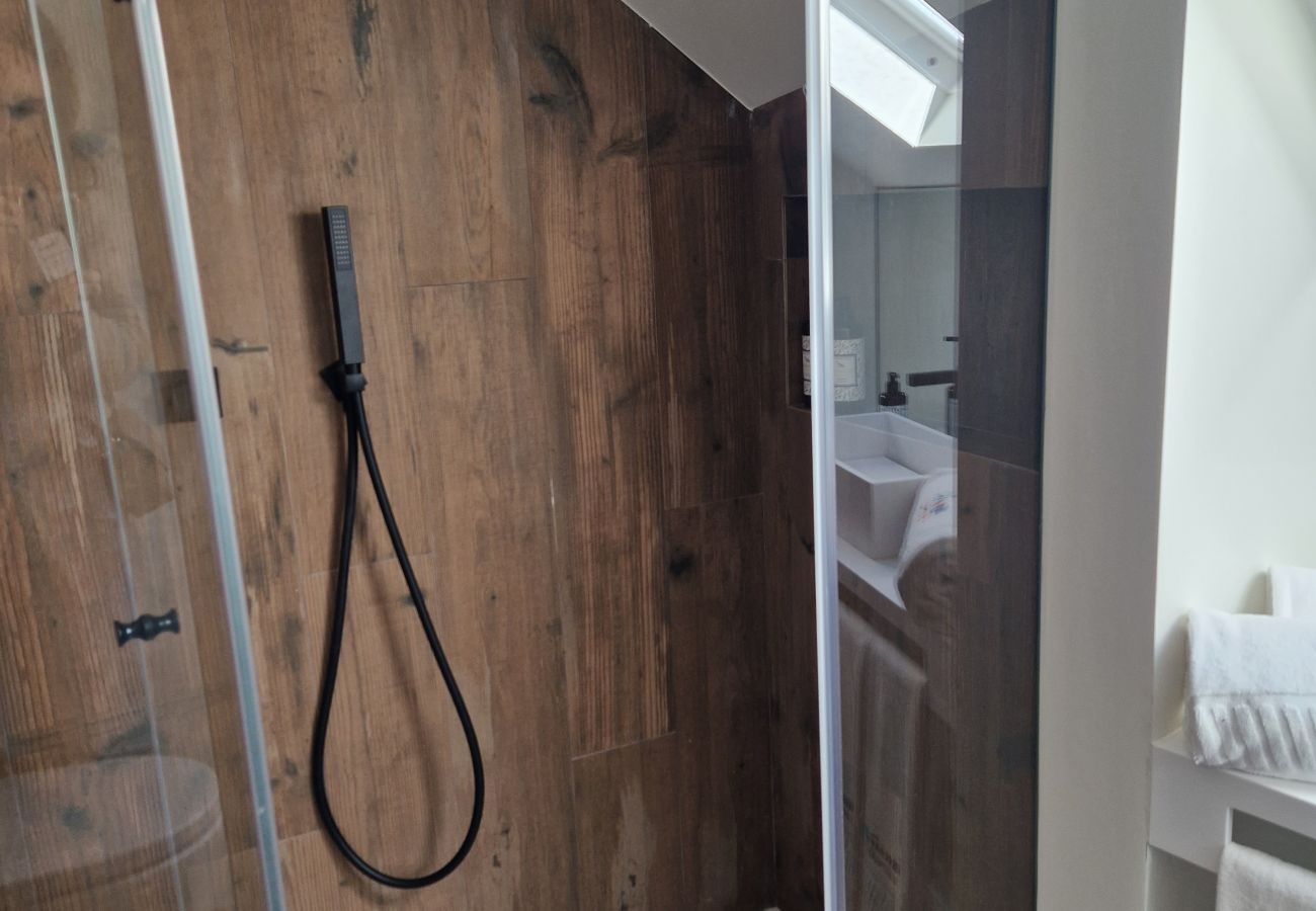 Quarto em Lisboa - BAIRRO ALTO MUSIC GUEST HOUSE MOZART Quarto em Lisboa - BAIRRO ALTO MUSIC GUEST HOUSE MOZART