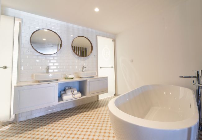 Estúdio em Braga - LP Heritage 2.02 Studio c/Banheira - Sé Apartamentos Estúdio em Braga - LP Heritage 2.02 Studio c/Banheira - Sé Apartamentos