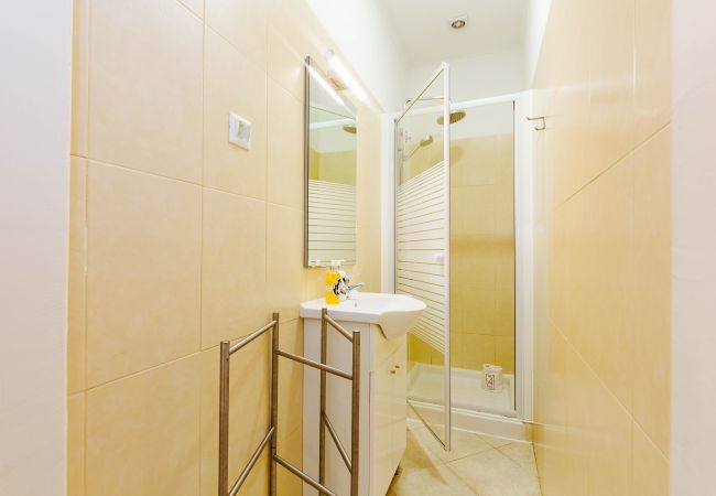 Apartment in Lisbon - RENT4REST DREAM VIEW FAMILY APARTMENT Apartment in Lisbon - RENT4REST DREAM VIEW FAMILY APARTMENT