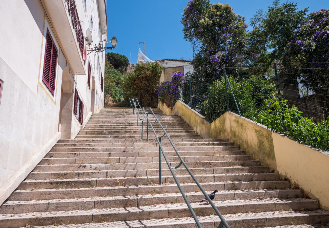 Apartment in Lisbon - RENT4REST DREAM VIEW FAMILY APARTMENT Apartment in Lisbon - RENT4REST DREAM VIEW FAMILY APARTMENT