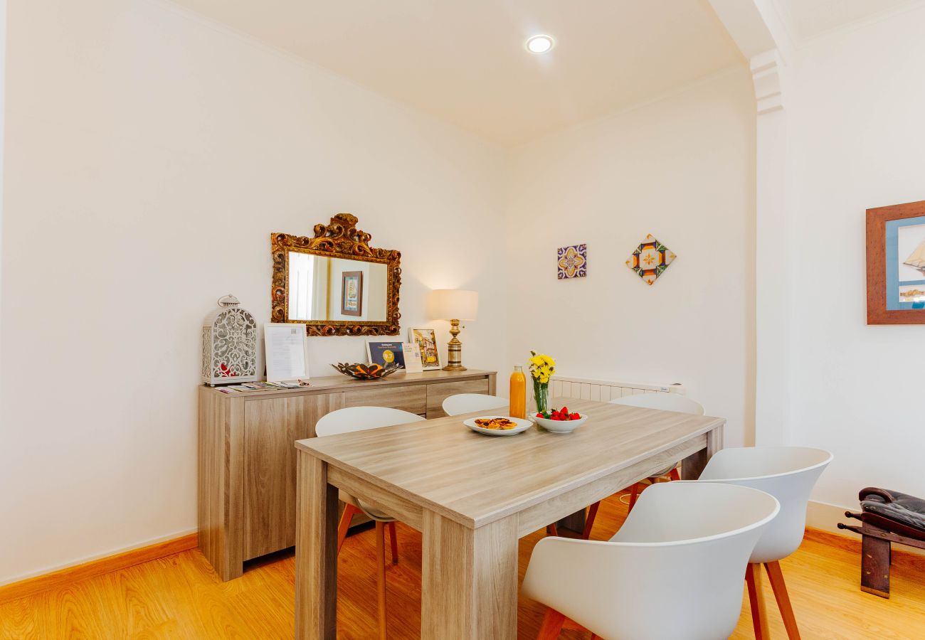 Apartment in Lisbon - RENT4REST DREAM VIEW FAMILY APARTMENT Apartment in Lisbon - RENT4REST DREAM VIEW FAMILY APARTMENT