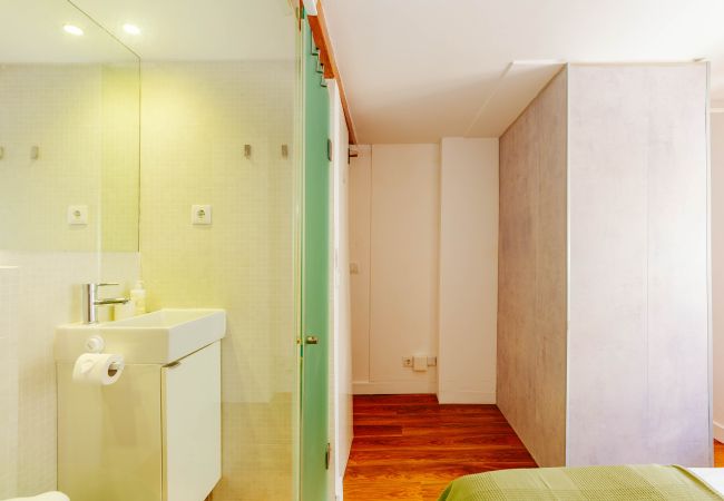 Apartment in Lisbon - RENT4REST BAIRRO ALTO CHARMING 1 BEDROOM APARTMENT Apartment in Lisbon - RENT4REST BAIRRO ALTO CHARMING 1 BEDROOM APARTMENT