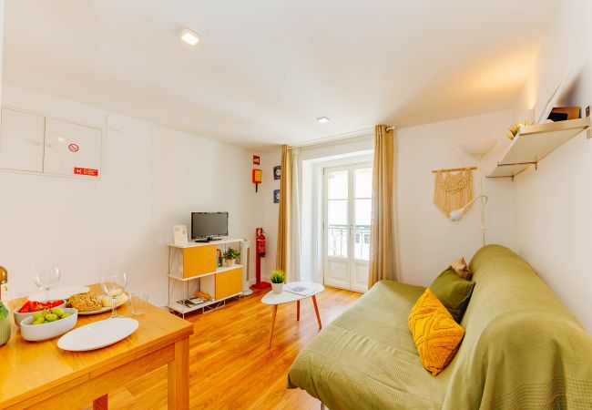  in Lisboa - RENT4REST BAIRRO ALTO CHARMING 1 BEDROOM APARTMENT
