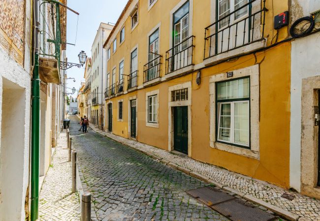 Apartment in Lisbon - RENT4REST BAIRRO ALTO CHARMING 1 BEDROOM APARTMENT Apartment in Lisbon - RENT4REST BAIRRO ALTO CHARMING 1 BEDROOM APARTMENT