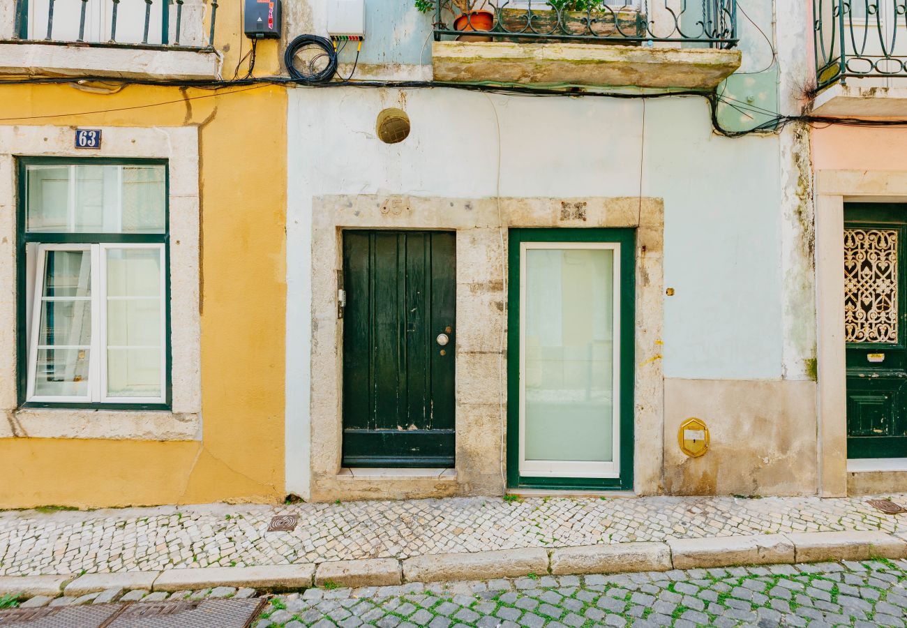 Apartment in Lisbon - RENT4REST BAIRRO ALTO CHARMING 1 BEDROOM APARTMENT Apartment in Lisbon - RENT4REST BAIRRO ALTO CHARMING 1 BEDROOM APARTMENT