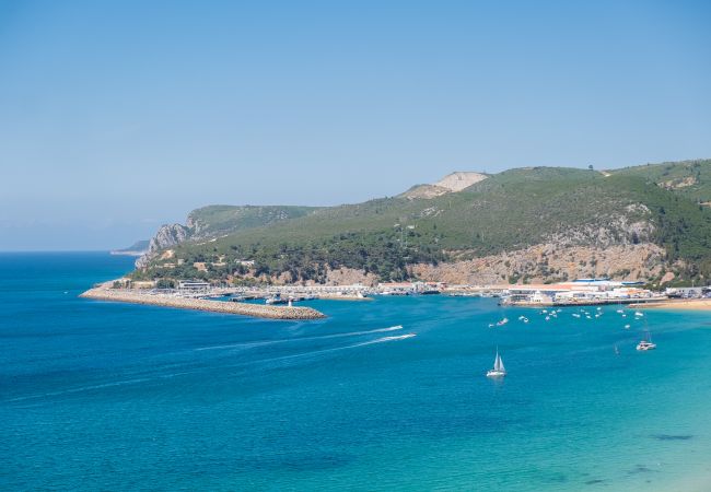Studio in Sesimbra - RENT4REST SESIMBRA OCEAN VIEW STUDIO - DIRECT BEACH ACCESS Studio in Sesimbra - RENT4REST SESIMBRA OCEAN VIEW STUDIO - DIRECT BEACH ACCESS