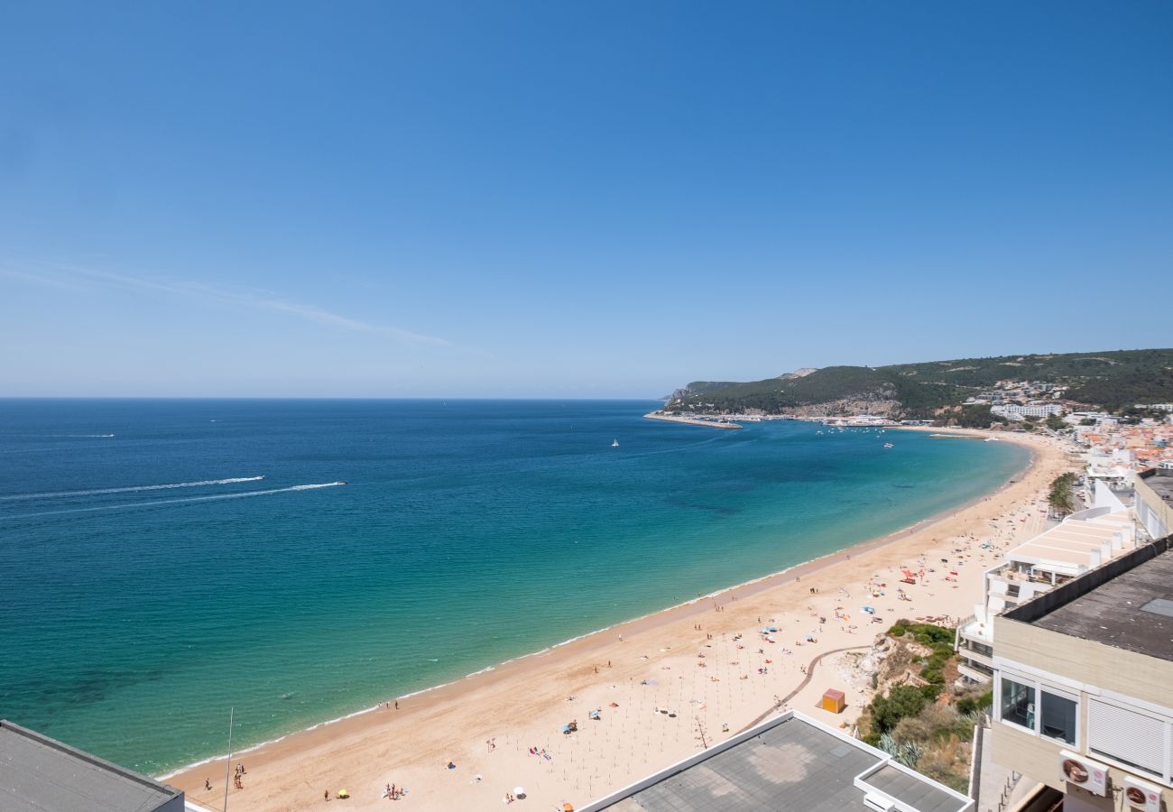Studio in Sesimbra - RENT4REST SESIMBRA OCEAN VIEW STUDIO - DIRECT BEACH ACCESS Studio in Sesimbra - RENT4REST SESIMBRA OCEAN VIEW STUDIO - DIRECT BEACH ACCESS