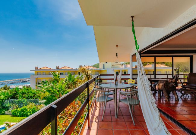 House in Sesimbra - RENT4REST SESIMBRA 4BDR OCEAN VIEW AND PRIVATE POOL VILLA House in Sesimbra - RENT4REST SESIMBRA 4BDR OCEAN VIEW AND PRIVATE POOL VILLA