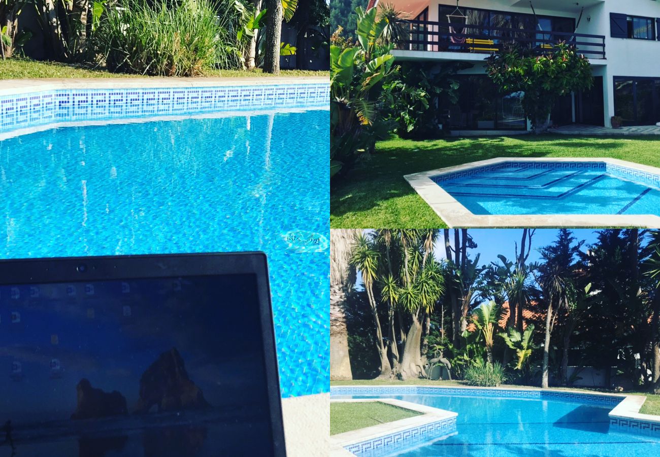 House in Sesimbra - RENT4REST SESIMBRA 4BDR OCEAN VIEW AND PRIVATE POOL VILLA House in Sesimbra - RENT4REST SESIMBRA 4BDR OCEAN VIEW AND PRIVATE POOL VILLA