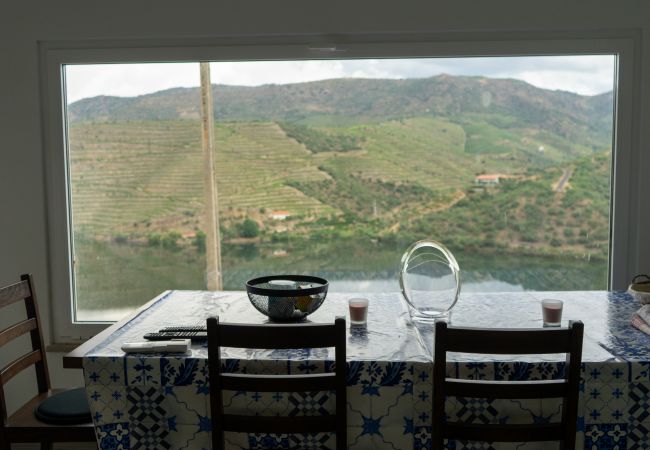  in Numão - DOURO RIVER VIEW FAMILY RETREAT 3BD APARTMENT 