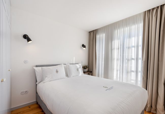  in Braga - Sé Apartamentos * LP Heritage 4.04 2bedroom Apart.*