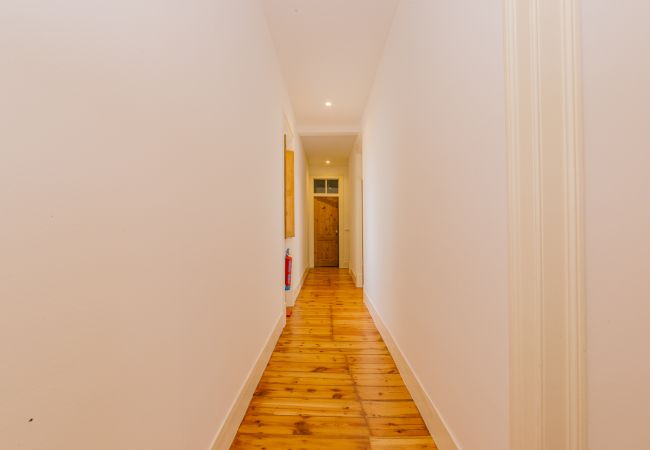 Apartment in Lisbon - RENT4REST CASTLE VIEW FAMILY & FRIENDS BAIRRO ALTO Apartment in Lisbon - RENT4REST CASTLE VIEW FAMILY & FRIENDS BAIRRO ALTO