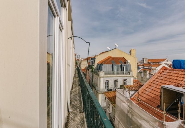 Apartment in Lisbon - RENT4REST CASTLE VIEW FAMILY & FRIENDS BAIRRO ALTO Apartment in Lisbon - RENT4REST CASTLE VIEW FAMILY & FRIENDS BAIRRO ALTO