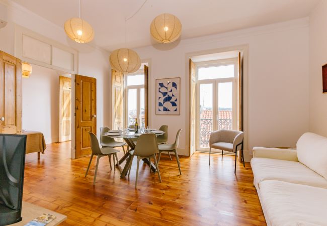 Apartment in Lisbon - RENT4REST CASTLE VIEW FAMILY & FRIENDS BAIRRO ALTO Apartment in Lisbon - RENT4REST CASTLE VIEW FAMILY & FRIENDS BAIRRO ALTO