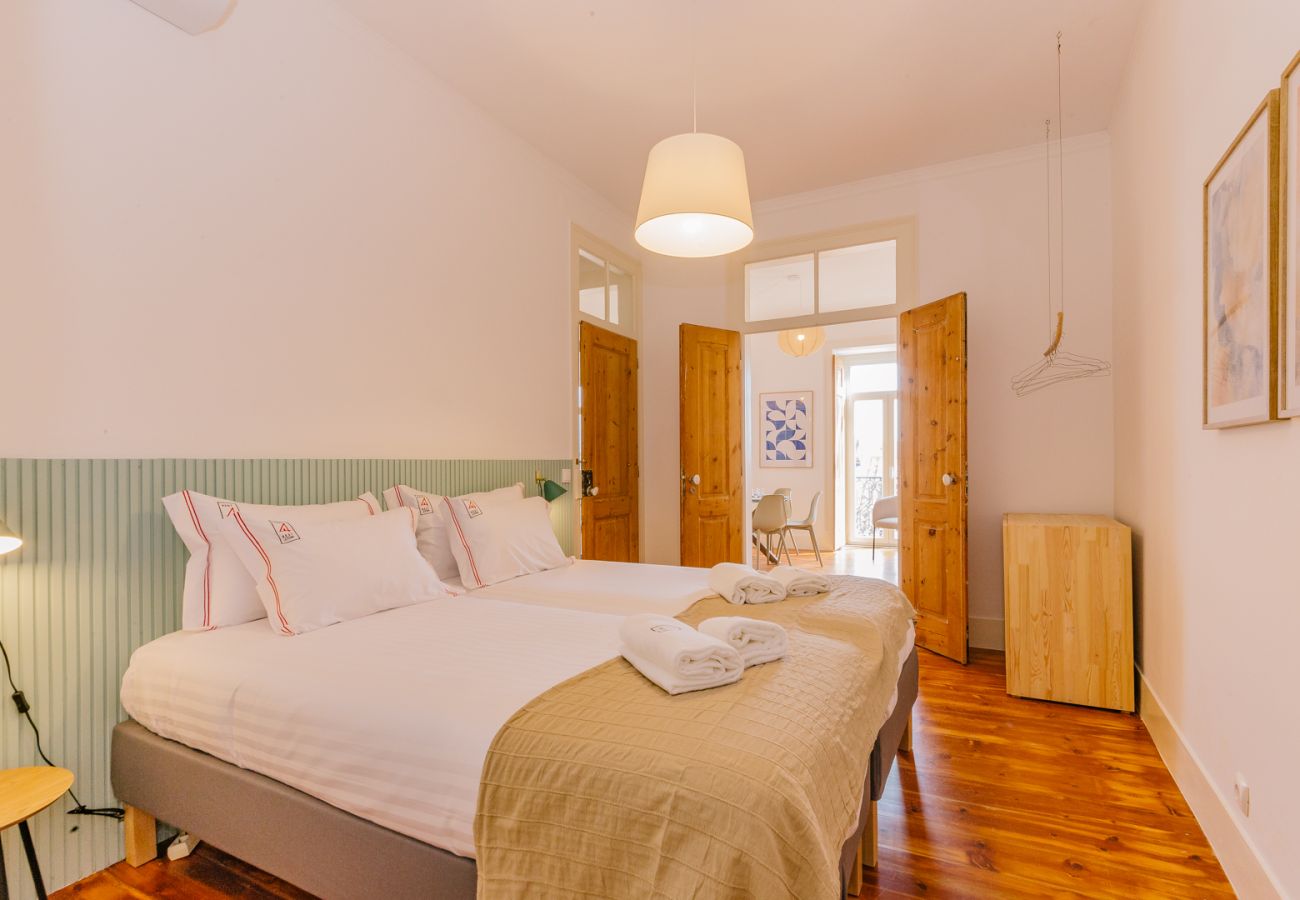 Apartment in Lisbon - RENT4REST CASTLE VIEW FAMILY & FRIENDS BAIRRO ALTO Apartment in Lisbon - RENT4REST CASTLE VIEW FAMILY & FRIENDS BAIRRO ALTO