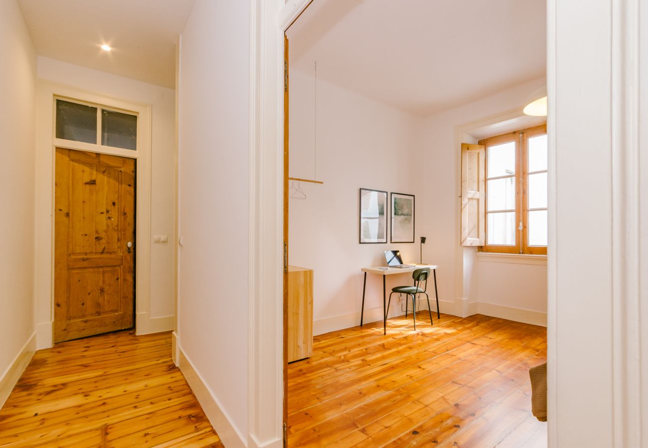 Apartment in Lisbon - RENT4REST CASTLE VIEW FAMILY & FRIENDS BAIRRO ALTO Apartment in Lisbon - RENT4REST CASTLE VIEW FAMILY & FRIENDS BAIRRO ALTO