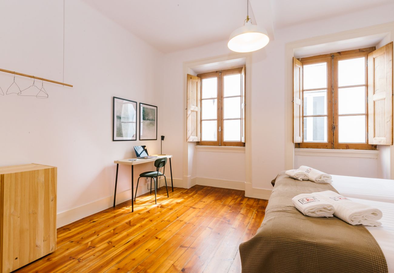 Apartment in Lisbon - RENT4REST CASTLE VIEW FAMILY & FRIENDS BAIRRO ALTO Apartment in Lisbon - RENT4REST CASTLE VIEW FAMILY & FRIENDS BAIRRO ALTO