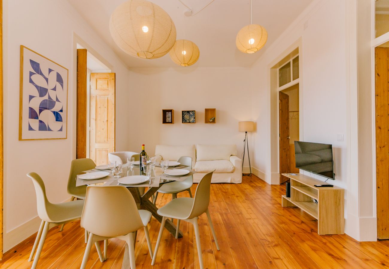 Apartment in Lisbon - RENT4REST CASTLE VIEW FAMILY & FRIENDS BAIRRO ALTO Apartment in Lisbon - RENT4REST CASTLE VIEW FAMILY & FRIENDS BAIRRO ALTO