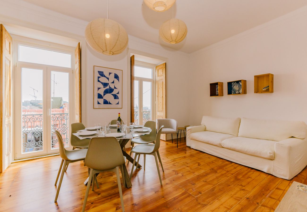 Apartment in Lisbon - RENT4REST CASTLE VIEW FAMILY & FRIENDS BAIRRO ALTO