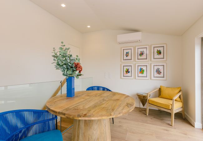 Studio in Estoril - NEW! ESTORIL SEAFRONT BALCONY STUDIO  Studio in Estoril - NEW! ESTORIL SEAFRONT BALCONY STUDIO