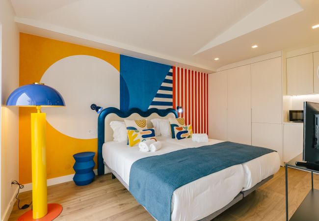 Studio in Estoril - NEW! ESTORIL SEAFRONT BALCONY STUDIO  Studio in Estoril - NEW! ESTORIL SEAFRONT BALCONY STUDIO
