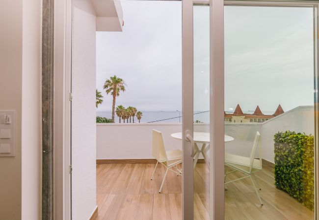 Studio in Estoril - NEW! ESTORIL SEAFRONT BALCONY STUDIO  Studio in Estoril - NEW! ESTORIL SEAFRONT BALCONY STUDIO