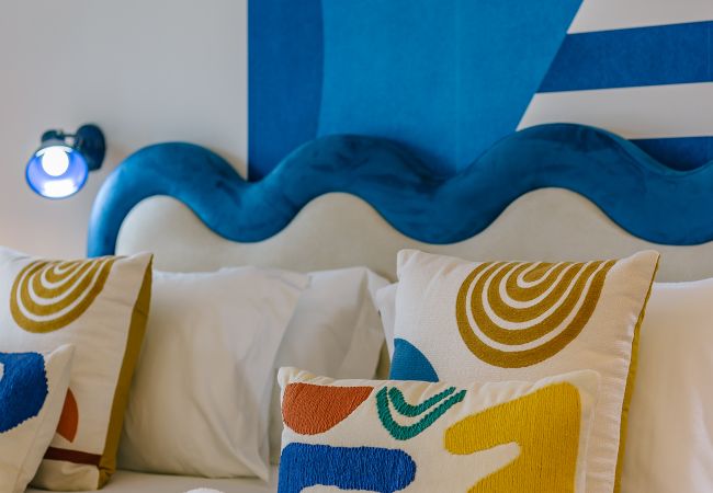 Studio in Estoril - NEW! ESTORIL SEAFRONT BALCONY STUDIO  Studio in Estoril - NEW! ESTORIL SEAFRONT BALCONY STUDIO