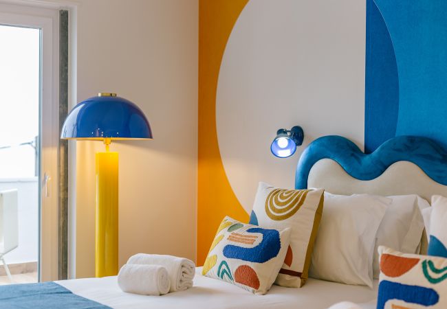 Studio in Estoril - NEW! ESTORIL SEAFRONT BALCONY STUDIO  Studio in Estoril - NEW! ESTORIL SEAFRONT BALCONY STUDIO