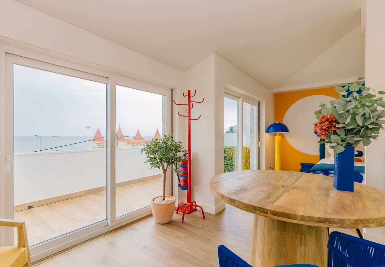 Studio in Estoril - NEW! ESTORIL SEAFRONT BALCONY STUDIO  Studio in Estoril - NEW! ESTORIL SEAFRONT BALCONY STUDIO