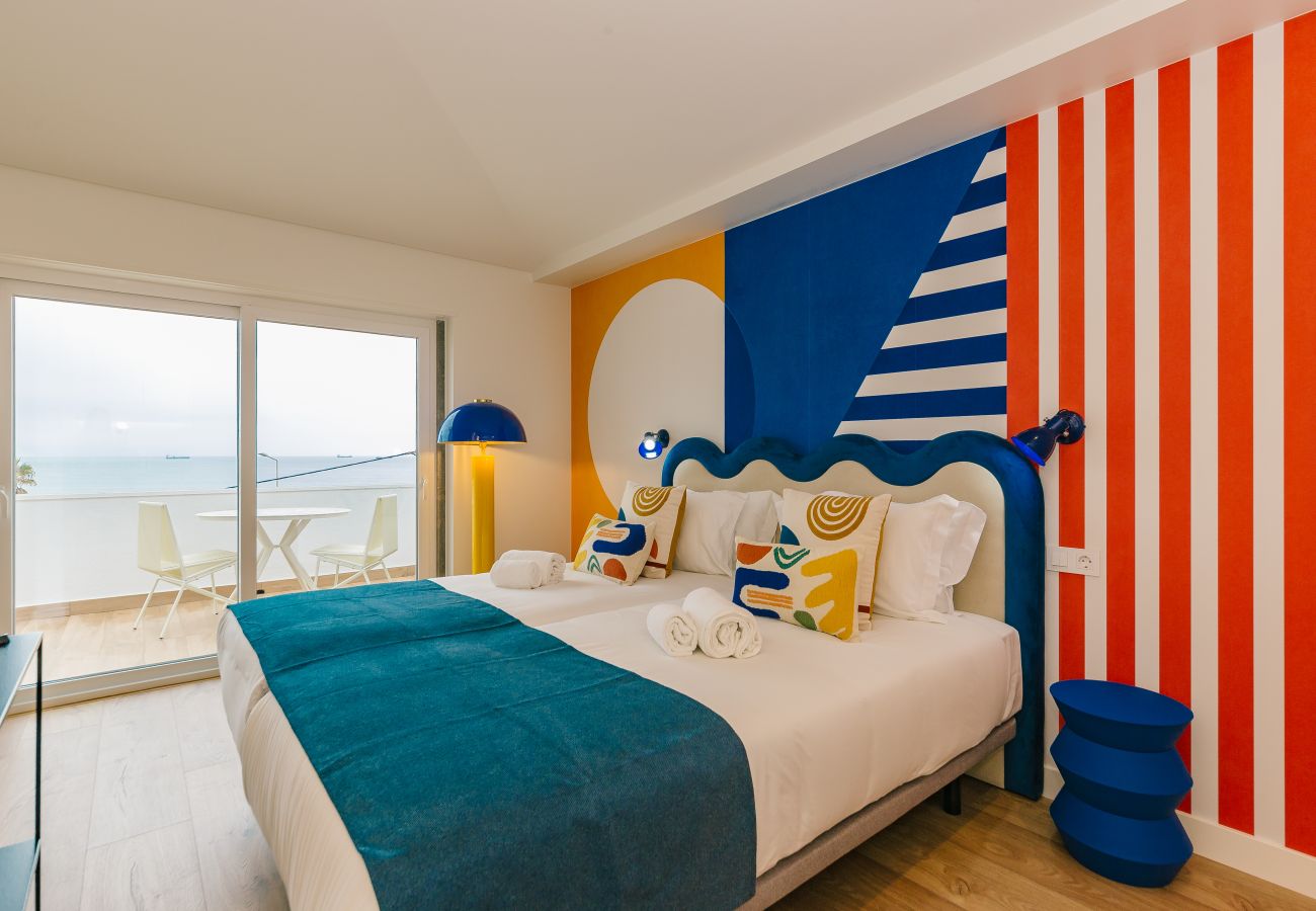 Studio in Estoril - NEW! ESTORIL SEAFRONT BALCONY STUDIO  Studio in Estoril - NEW! ESTORIL SEAFRONT BALCONY STUDIO