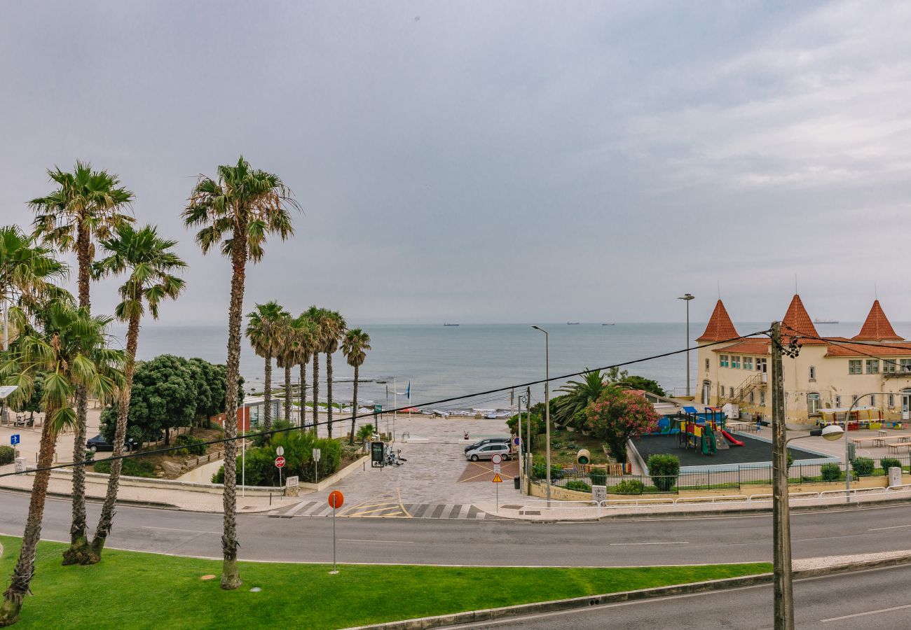 Studio in Estoril - NEW! ESTORIL SEAFRONT BALCONY STUDIO  Studio in Estoril - NEW! ESTORIL SEAFRONT BALCONY STUDIO
