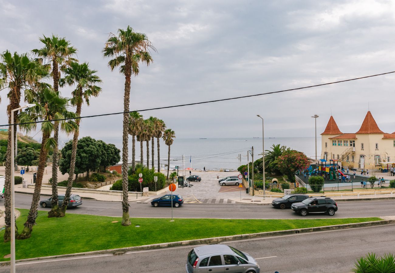 Studio in Estoril - NEW! ESTORIL SEAFRONT BALCONY STUDIO  Studio in Estoril - NEW! ESTORIL SEAFRONT BALCONY STUDIO