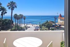 Studio in Estoril - NEW! ESTORIL SEAFRONT BALCONY STUDIO 