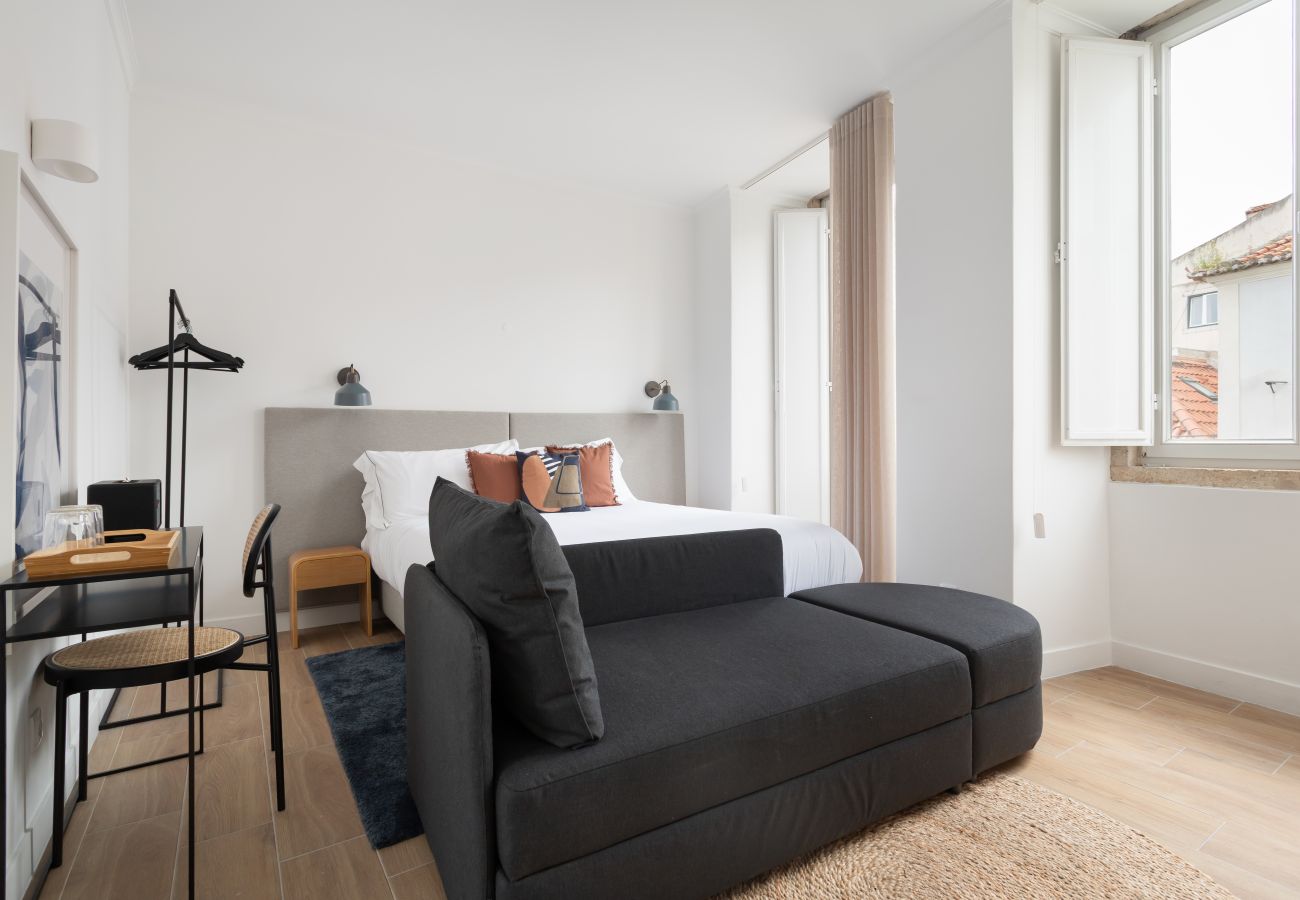 Rent by room in Lisbon - Lapa Diplomatic Suite 1.2 by Feel Lisboa